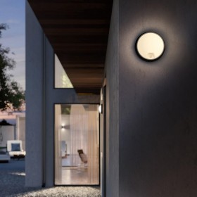 Aplica LED pentru exterior cu senzor de miscare Philips Eagle, 3.5W (30W), 320 lm, lumina calda (2700K), IP44, 170x170x74mm, Neg