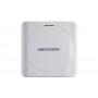 Cititor card Hikvision DS-K1801M, citeste carduri RFID Mifare, distanta citire: 50mm, comunicare: Wiegand 26/34 protocol, indica
