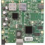 MIKROTIK placa de baza CPE RB911G-5HPACD, Procesor: 720Mhz, Dimansiuni:105x105mm, 128 MB RAM, stocare: 128 MB NAND, POE-in pasiv